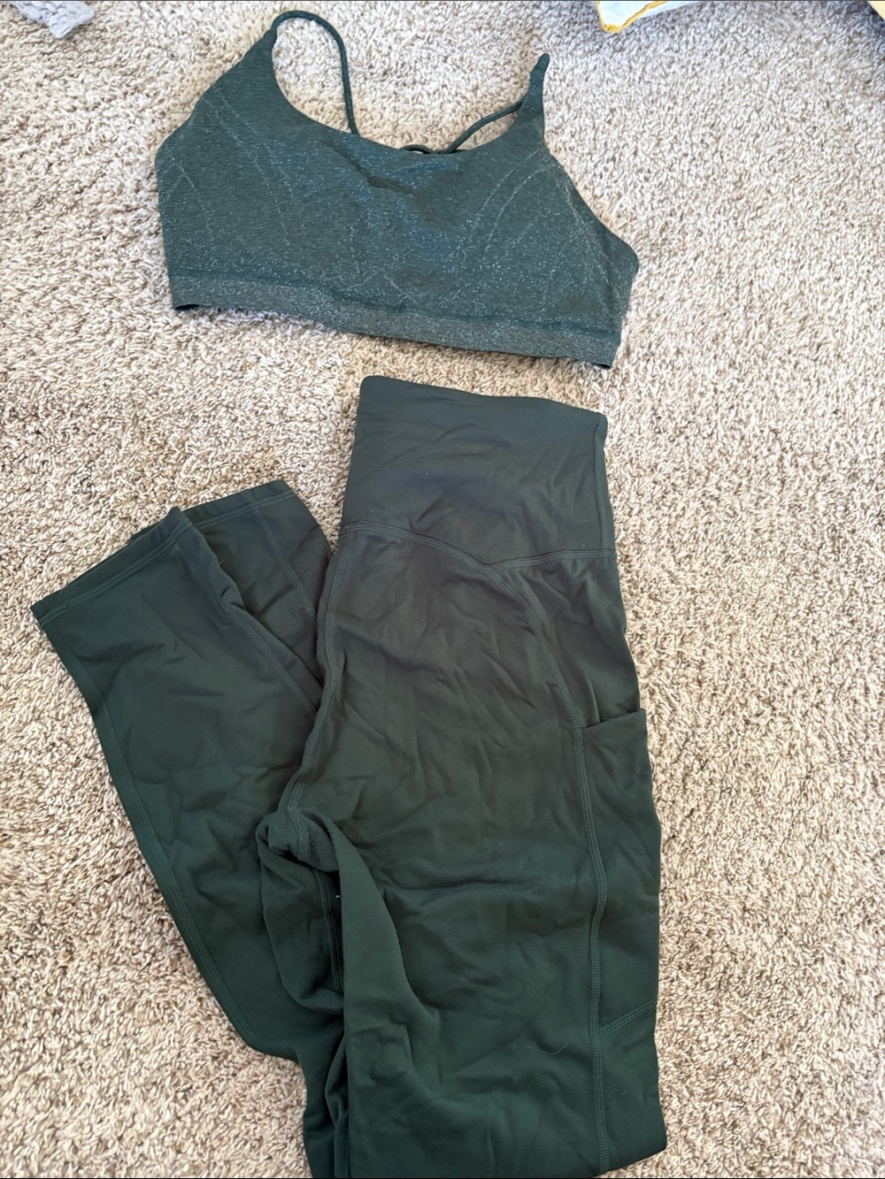 Women’s High-Waist Leggings in Dark Green fabletics